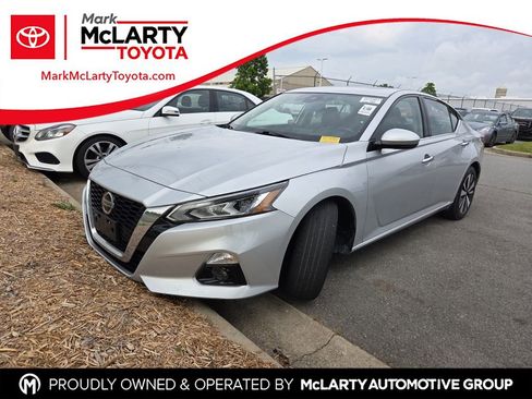 Used 2019 Nissan Altima 2.5 SL FWD image 1