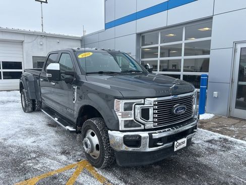 Used 2020 Ford F350 Lariat w/ Lariat Ultimate Package image 2