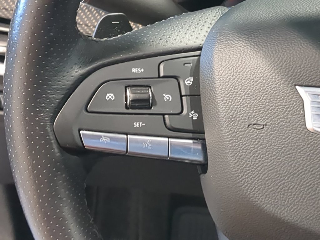 Used 2023 Cadillac XT4 Sport AWD/4WD image 29