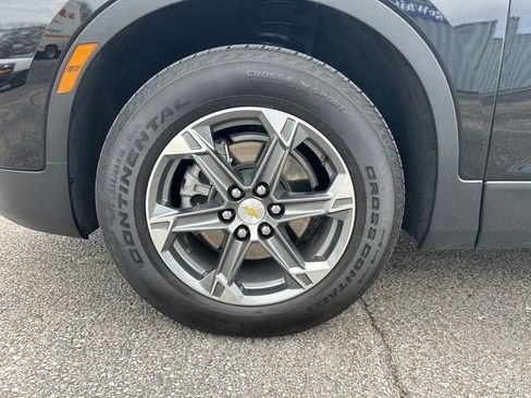 Used 2025 Chevrolet Blazer LT image 10