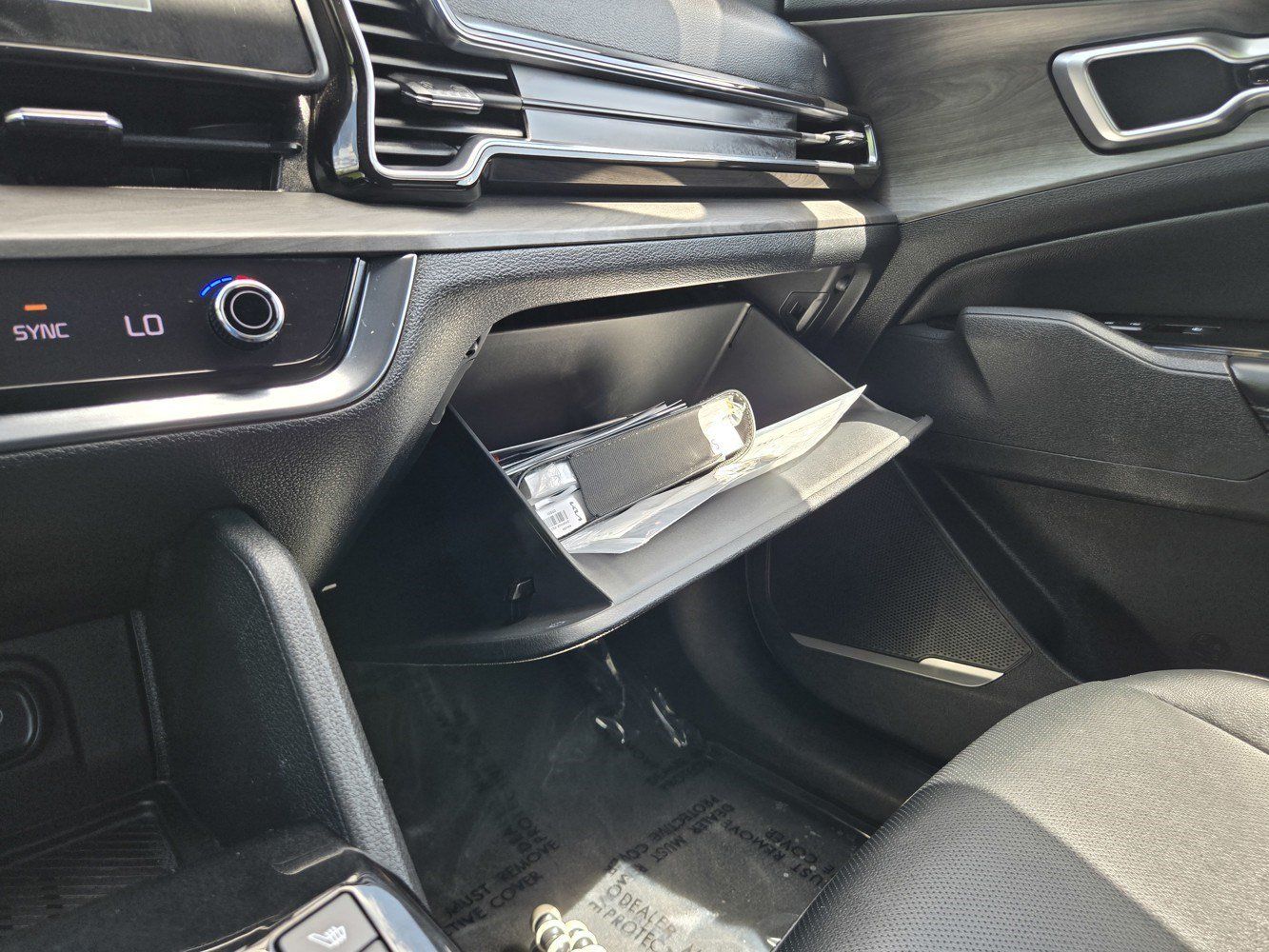 Used 2023 Kia Sportage X-Line w/ X-Line Premium Package AWD/4WD image 14