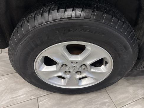 Used 2016 Jeep Grand Cherokee Laredo w/ Quick Order Package 23E image 16