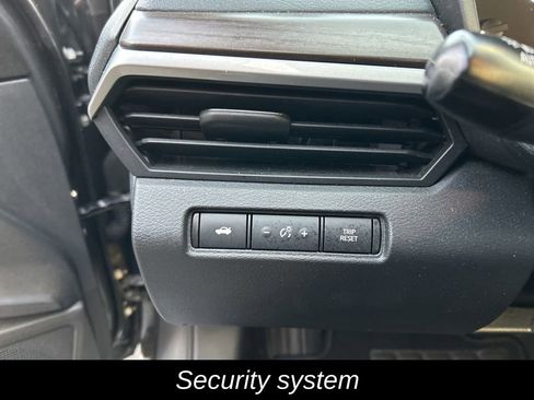 Used 2023 Nissan Altima 2.5 SV image 16