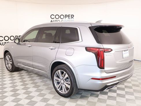 Used 2025 Cadillac XT6 Premium Luxury w/ Technology Package FWD image 24