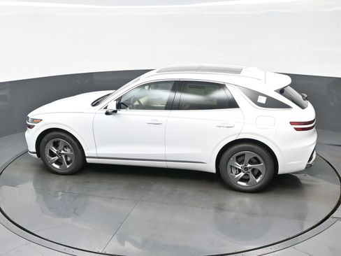 New 2026 Genesis GV70 2.5T Select image 22