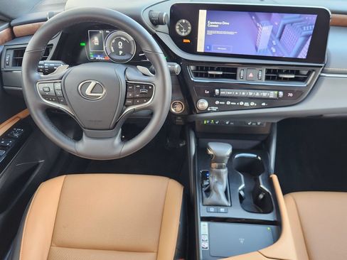 Certified 2023 Lexus ES 300h w/ Premium Package FWD image 26
