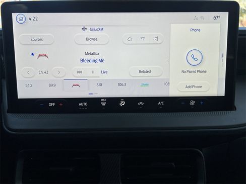 New 2025 Ford Maverick XL image 4