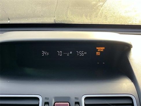 Used 2016 Subaru Crosstrek 2.0i Limited image 14