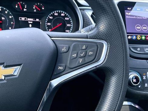 Used 2023 Chevrolet Malibu LT image 13