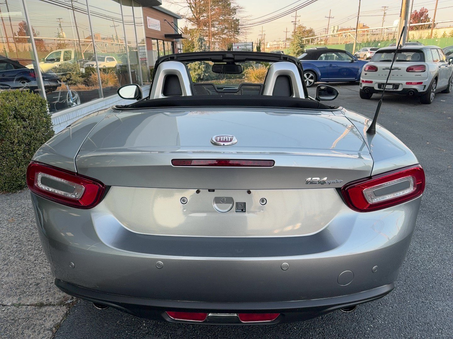 Used 2017 FIAT 124 Spider Lusso RWD image 21