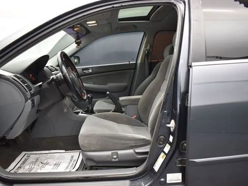 Used 2005 Honda Accord EX image 14