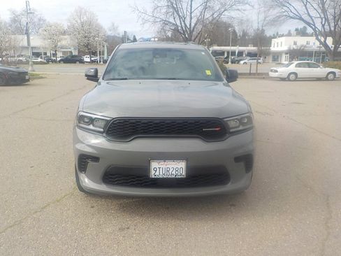 Used 2025 Dodge Durango GT image 2