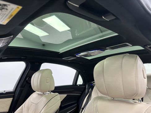 Used 2015 Mercedes-Benz S 550 4MATIC Sedan image 46