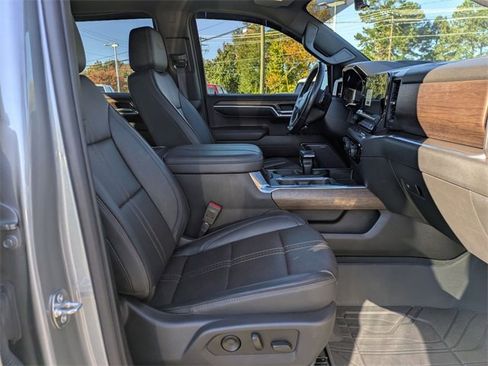 Used 2023 Chevrolet Silverado 1500 High Country w/ High Country Premium Package image 35