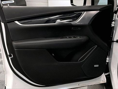 Used 2023 Cadillac XT5 Premium Luxury w/ Technology Package image 18