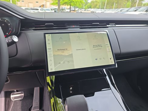 New 2025 Land Rover Range Rover Sport Dynamic SE image 21