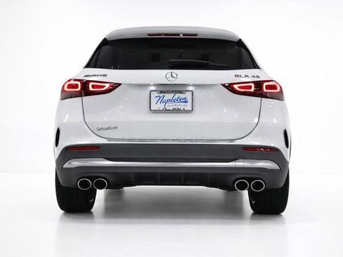 Used 2021 Mercedes-Benz GLA 45 AMG 4MATIC image 4