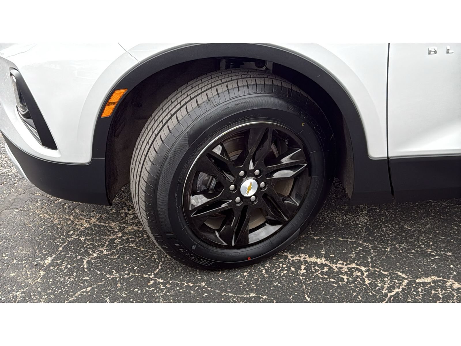 Used 2020 Chevrolet Blazer LT FWD image 11