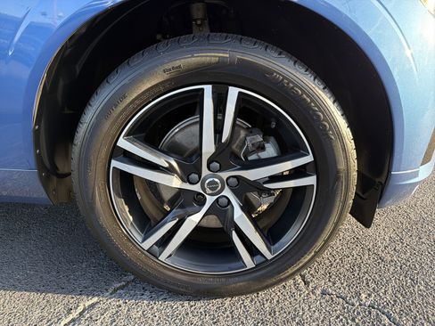 Used 2021 Volvo XC60 T5 R-Design image 11