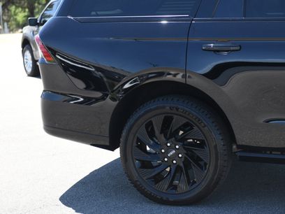 Used 2025 Lincoln Navigator Reserve w/ Jet Appearance Package