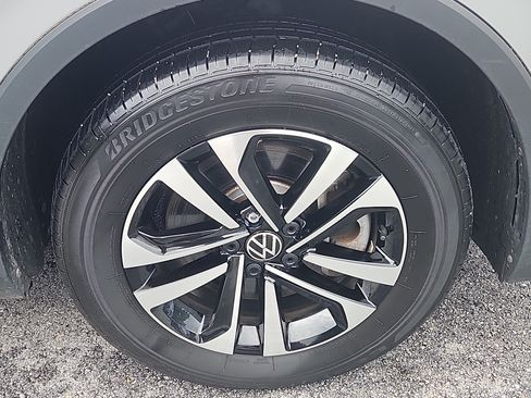 Certified 2024 Volkswagen Tiguan S AWD/4WD image 26