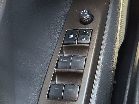 Used 2022 Toyota Camry SE image 21