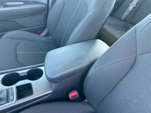 Used 2020 Kia Optima LX image 27