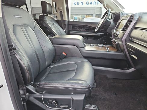 Used 2020 Ford Expedition Max Platinum image 34