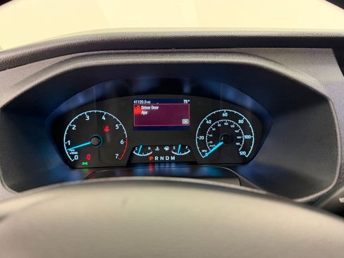 Used 2024 Ford Transit 350 XLT image 17