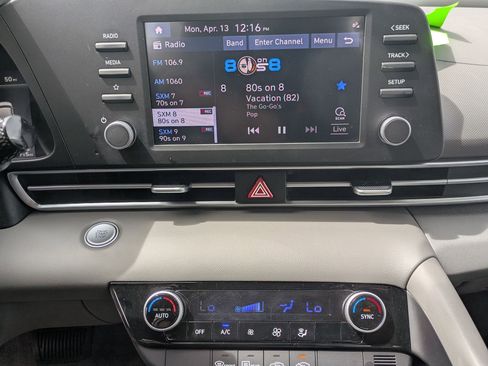 Certified 2023 Hyundai Elantra SEL FWD image 16
