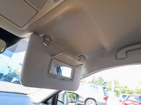 Used 2020 Nissan Rogue S image 57