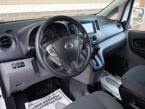 Used 2020 Nissan NV200 SV FWD image 16
