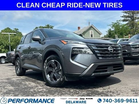 Used 2025 Nissan Rogue SV FWD image 1