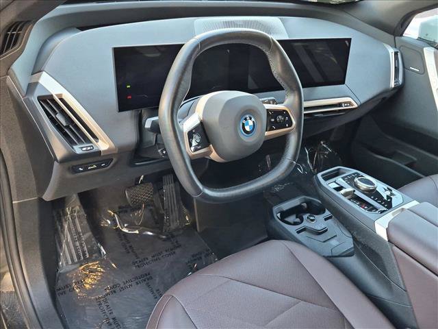 Certified 2024 BMW iX xDrive50 w/ Premium Package AWD/4WD image 10