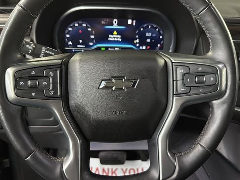 Used 2023 Chevrolet Suburban Z71 w/ Luxury Package image 15