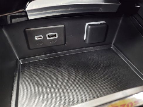 Used 2022 Buick Envision Preferred image 24