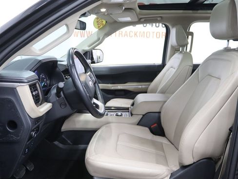 Used 2024 Ford Expedition Max Limited image 12