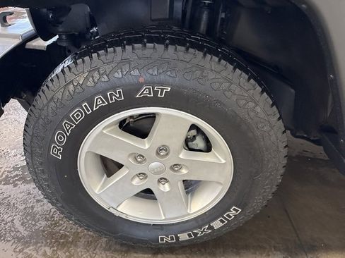 Used 2016 Jeep Wrangler Unlimited Sport w/ Quick Order Package 24S image 8