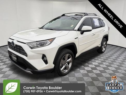 Used 2019 Toyota RAV4 Limited AWD/4WD image 4