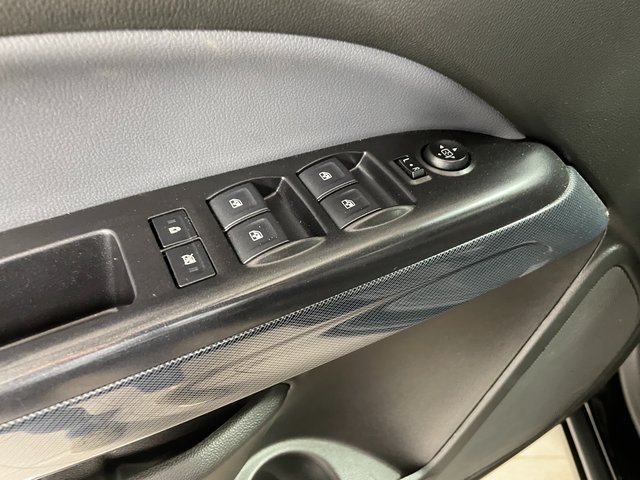 Used 2021 Chevrolet Colorado Z71 w/ Z71 Midnight Edition AWD/4WD image 19