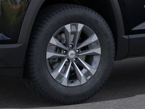 New 2026 Chevrolet Equinox LT w/ Convenience Package II FWD image 9