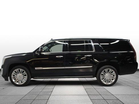 Used 2020 Cadillac Escalade ESV Platinum image 4