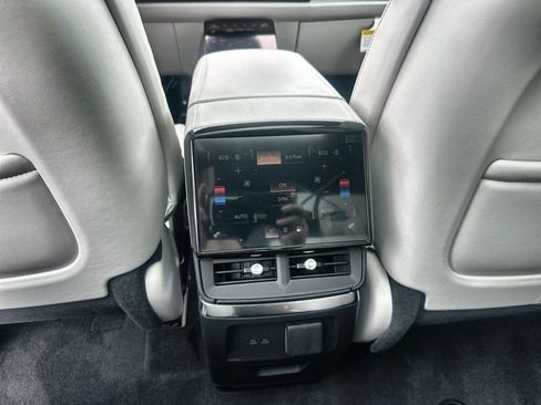 New 2026 Cadillac Vistiq Sport image 22