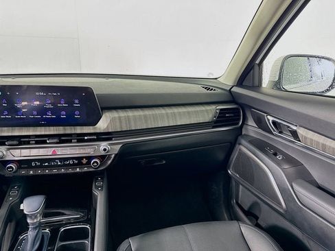 Certified 2025 Kia Telluride EX image 25