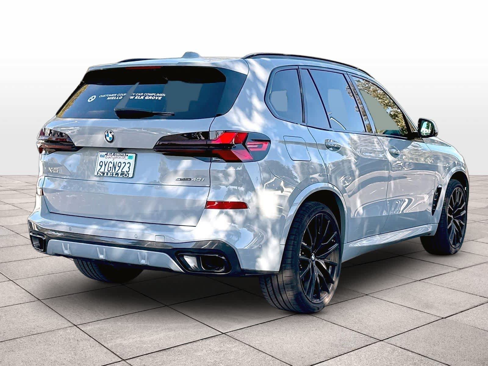 Used 2026 BMW X5 sDrive40i w/ Executive Package RWD image 8