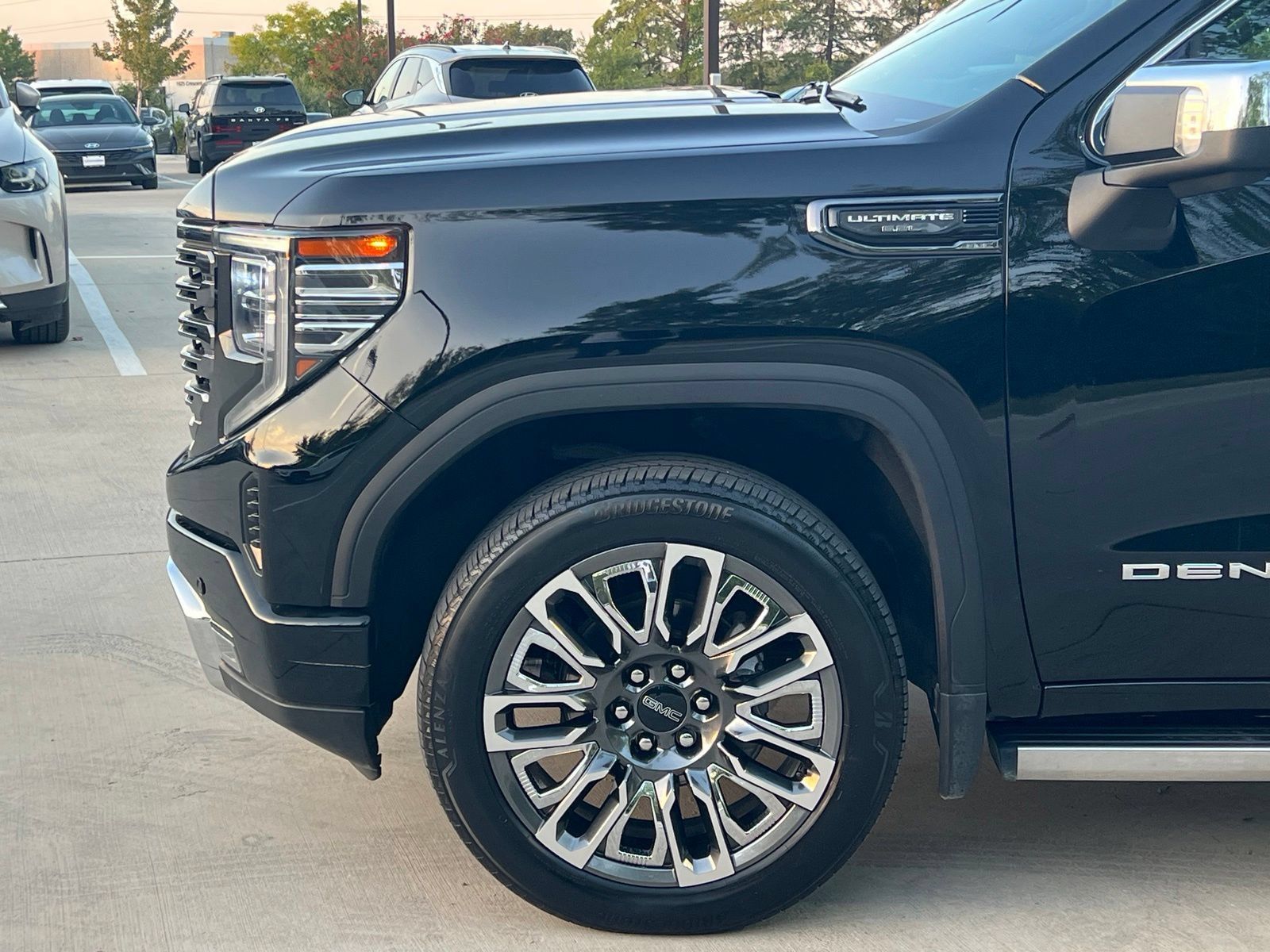 Used 2024 GMC Sierra 1500 Denali Ultimate AWD/4WD image 9