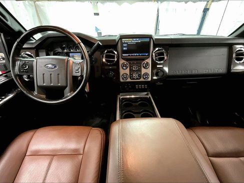 Used 2015 Ford F250 Platinum image 14