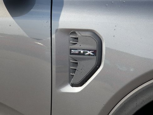 New 2025 Ford Ranger XL image 10