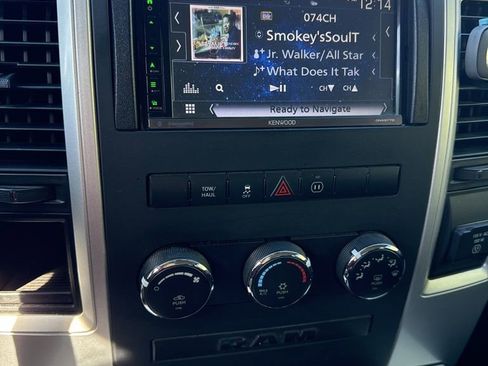 Used 2012 RAM 1500 Big Horn image 23