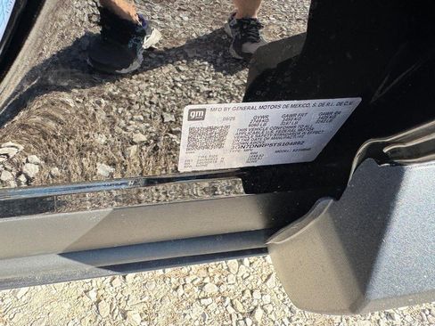 New 2026 Chevrolet Equinox EV LT image 17